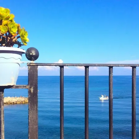 Summer Dream La Casa Sul Mare Apartment
